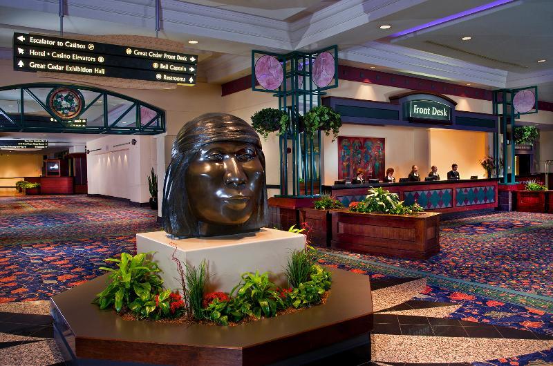 Great Cedar Hotel At Foxwoods 莱德亚德中心 外观 照片